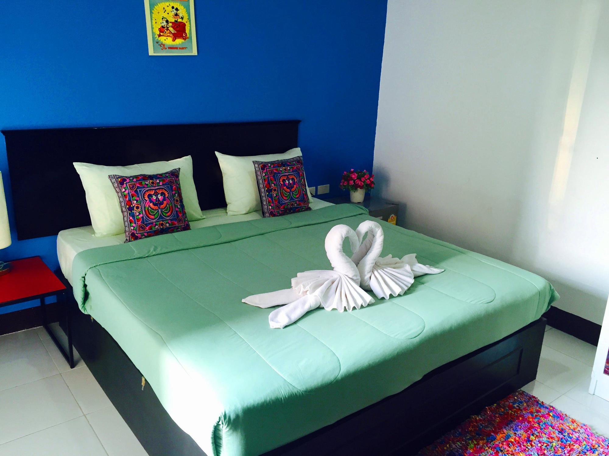 เบเนตตี้ ลอดจ์ Hotel Patong ภายนอก รูปภาพ