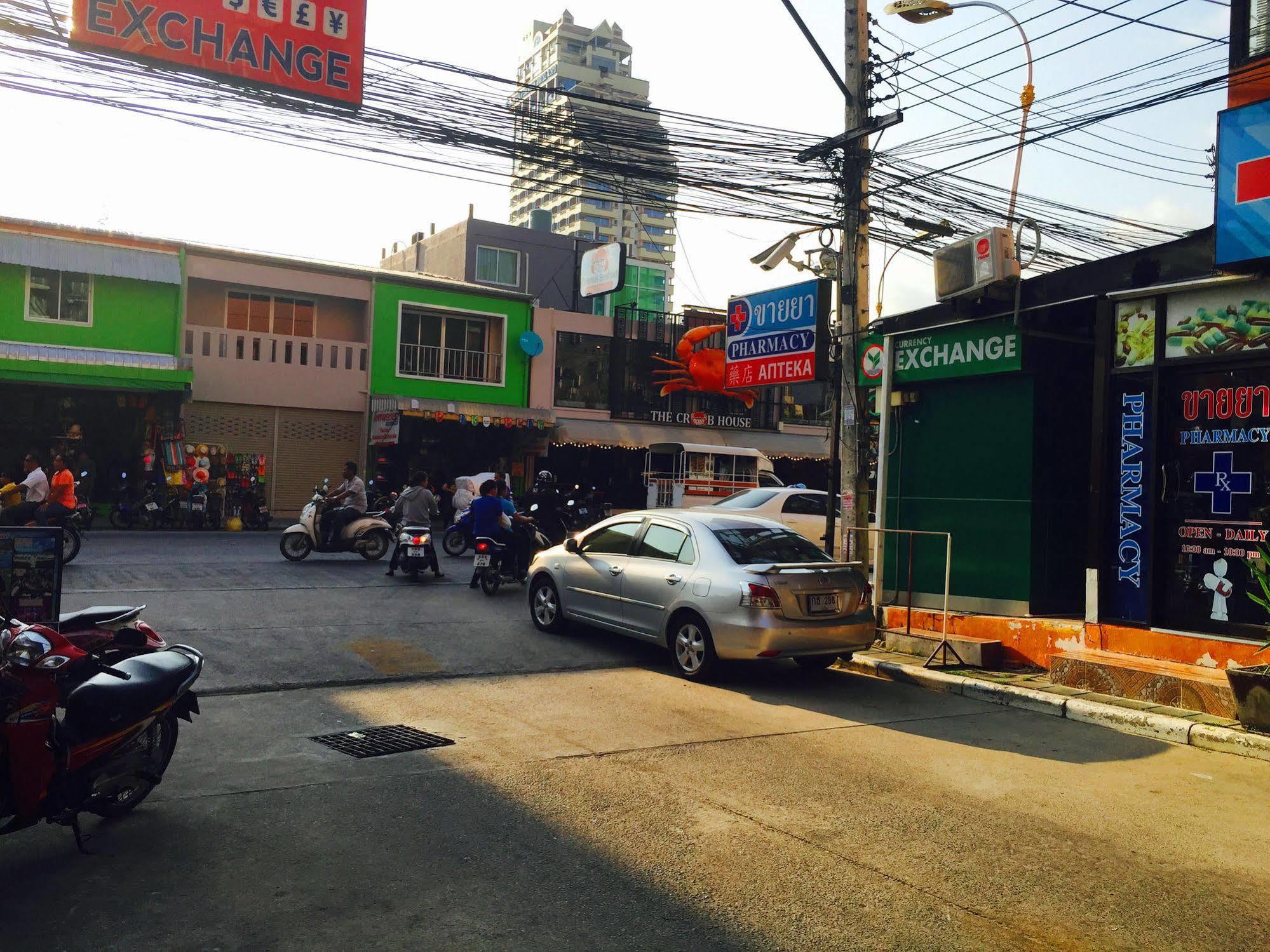 เบเนตตี้ ลอดจ์ Hotel Patong ภายนอก รูปภาพ