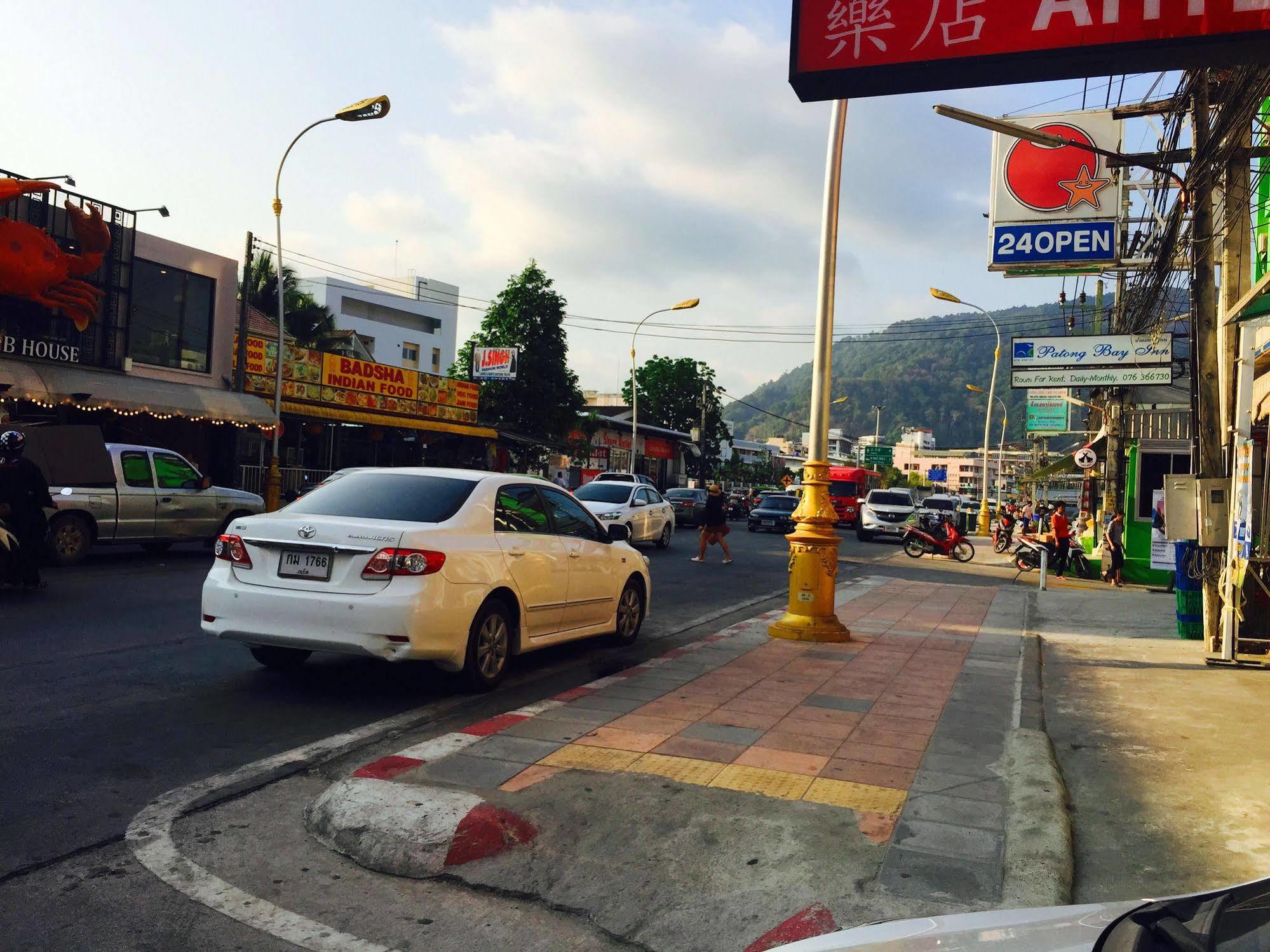 เบเนตตี้ ลอดจ์ Hotel Patong ภายนอก รูปภาพ